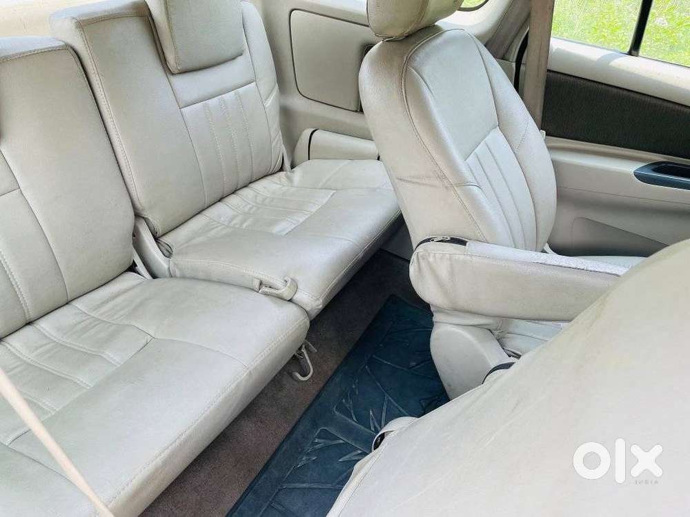 Toyota Innova 2.5 Gx 7 Seater Bs Iv, 2013, Diesel