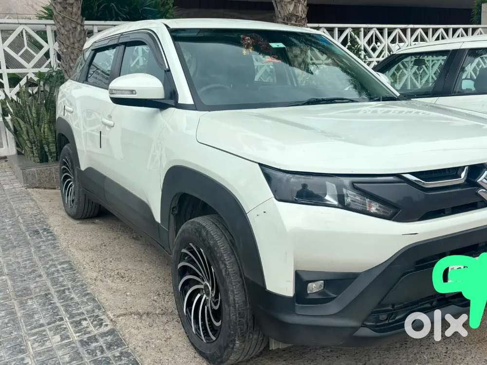 Maruti Suzuki Brezza Lxi 2024