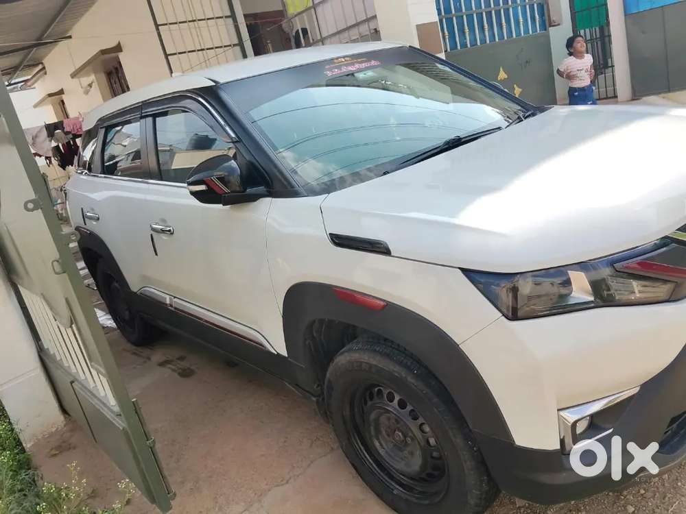 Maruti Brezza Vxi 2024