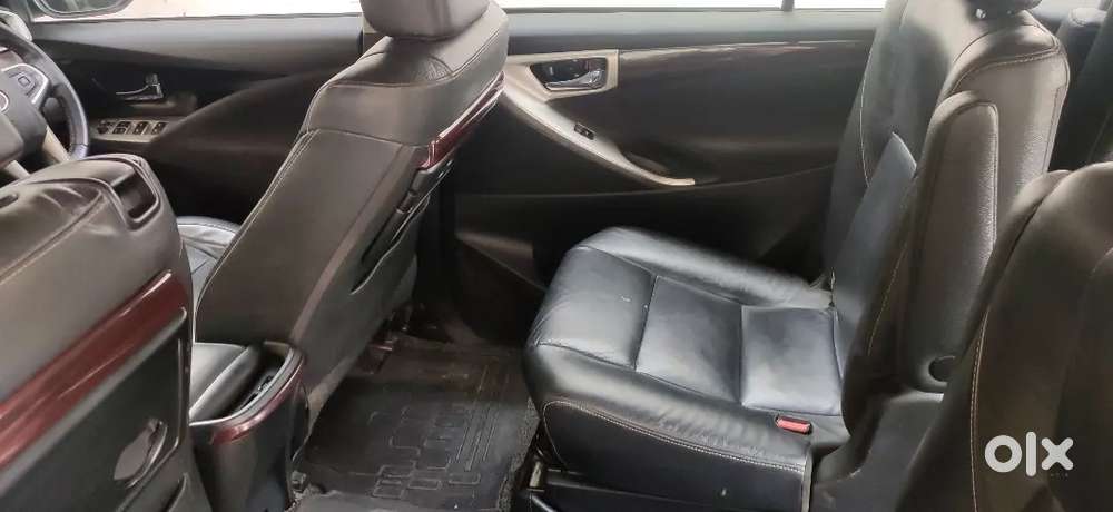Toyota Innova Crysta Zx 2016