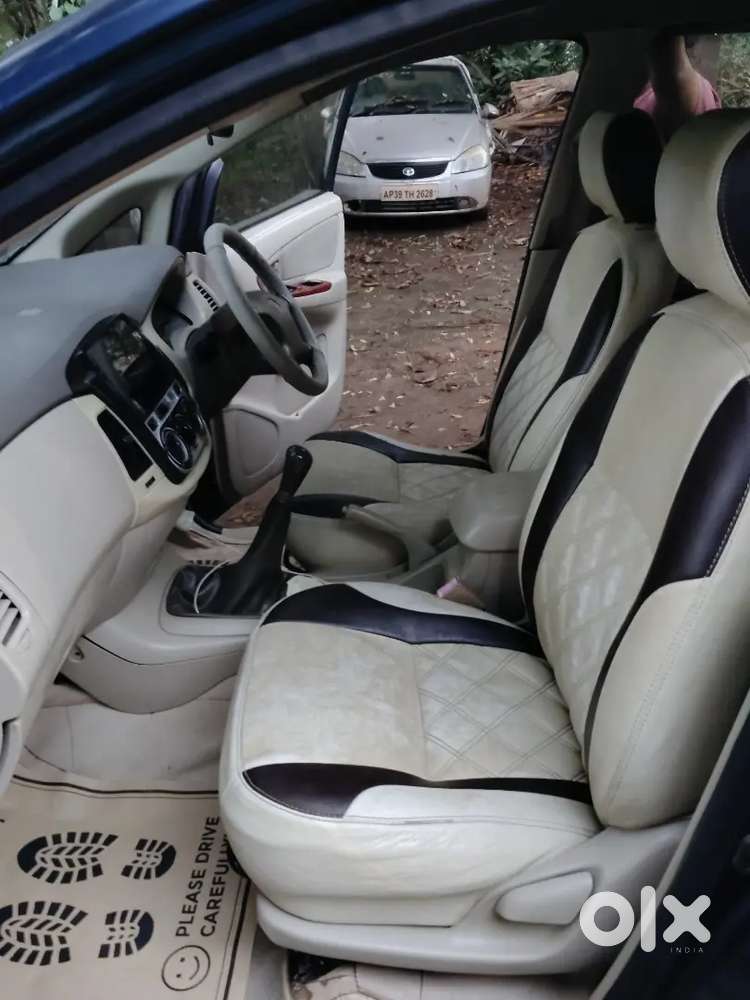 Toyota Innova 2.0 Petrol 2005