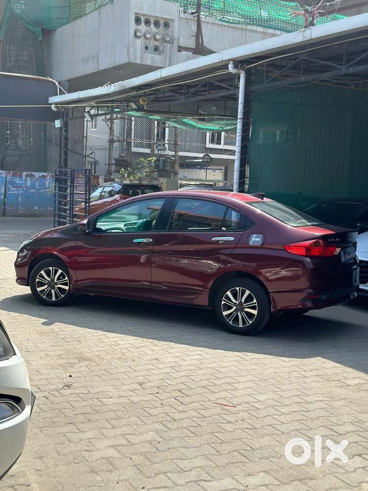 Honda City I-vtec V, 2018, Petrol