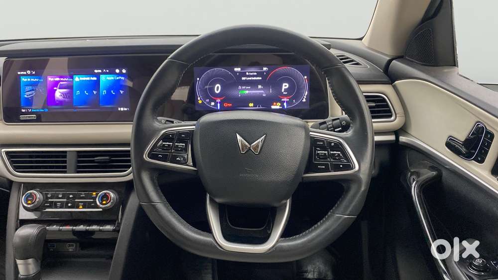 Mahindra Xuv700 2.2 Ax 7 Diesel At Str Awd, 2022, Diesel