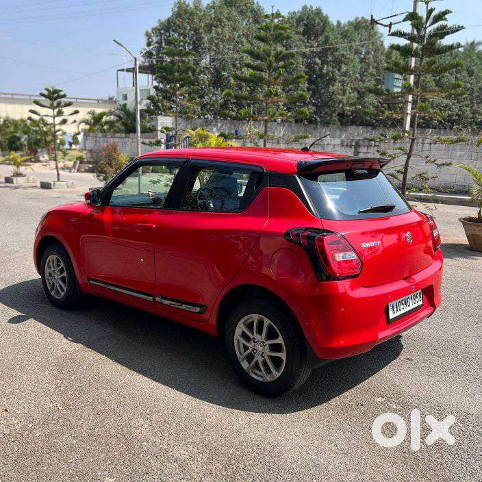 Maruti Suzuki Swift 1.3 Zxi, 2023, Petrol