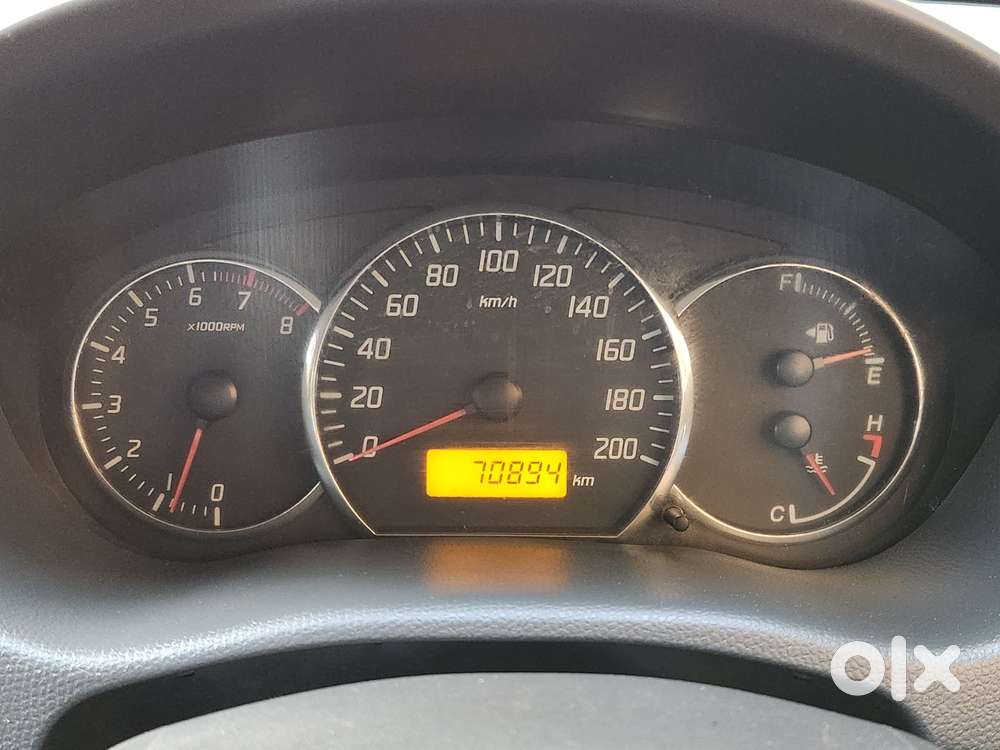 Maruti Suzuki Swift Dzire, 2011, Petrol