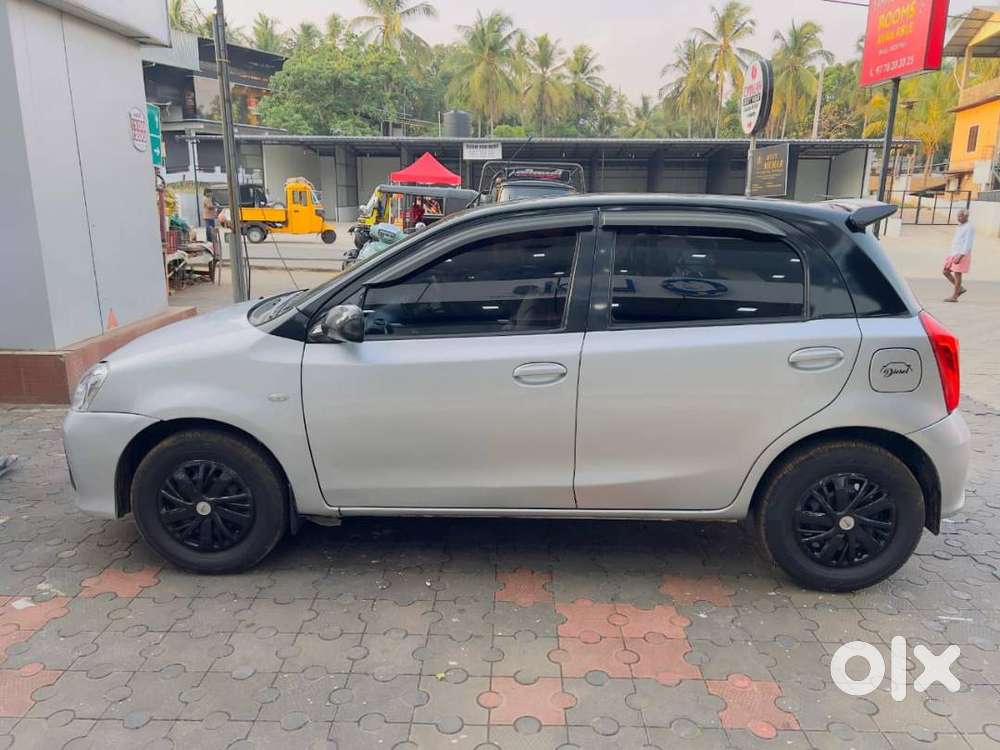 Toyota Etios Liva Gd (2011 December)