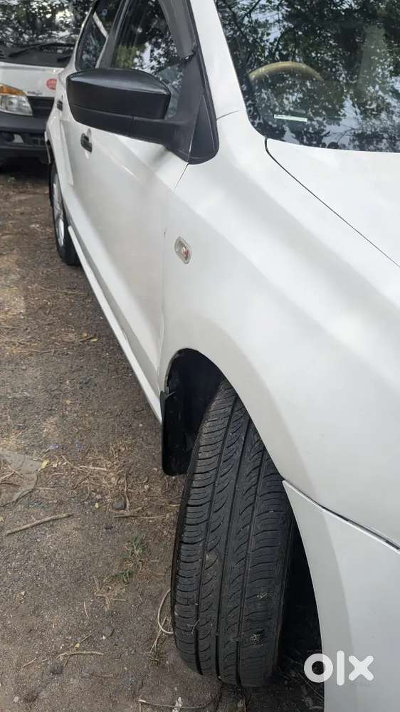Volkswagen Polo Diesel 2010 All Seal Tyres With Alloy Wheels
