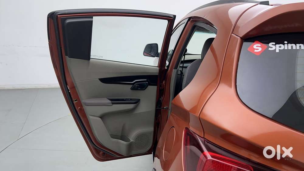 Mahindra Kuv 100 2016-2017 Mfalcon G80 K6 5str, 2016, Petrol