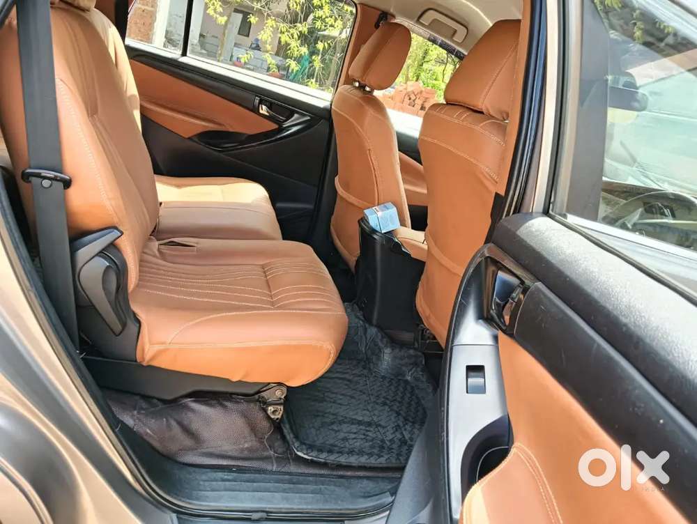 Toyota Innova Crysta 2018