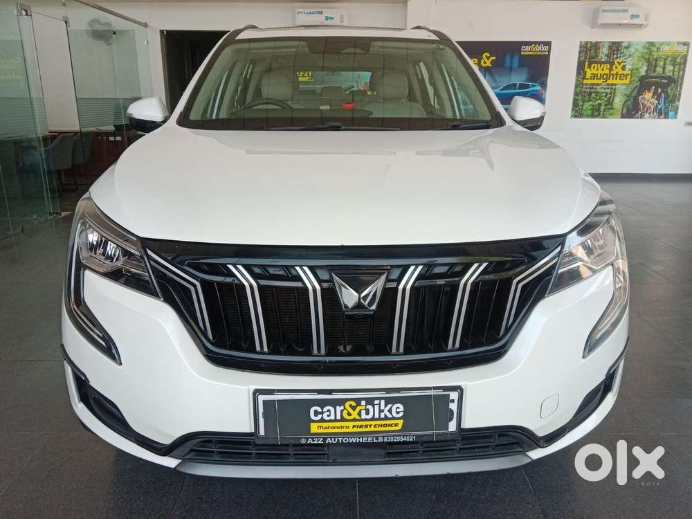 Mahindra Xuv700 2.0 Ax 7 Petrol Mt Str, 2022, Petrol