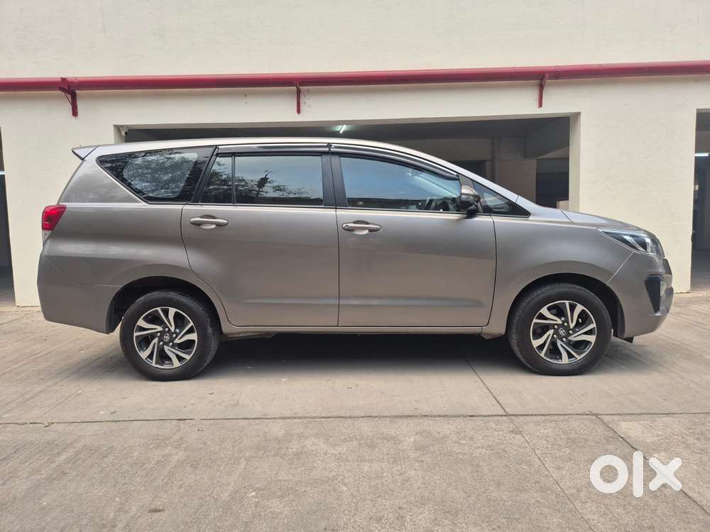 Toyota Innova Crysta 2.4 G Mt 7 Str, 2021, Diesel