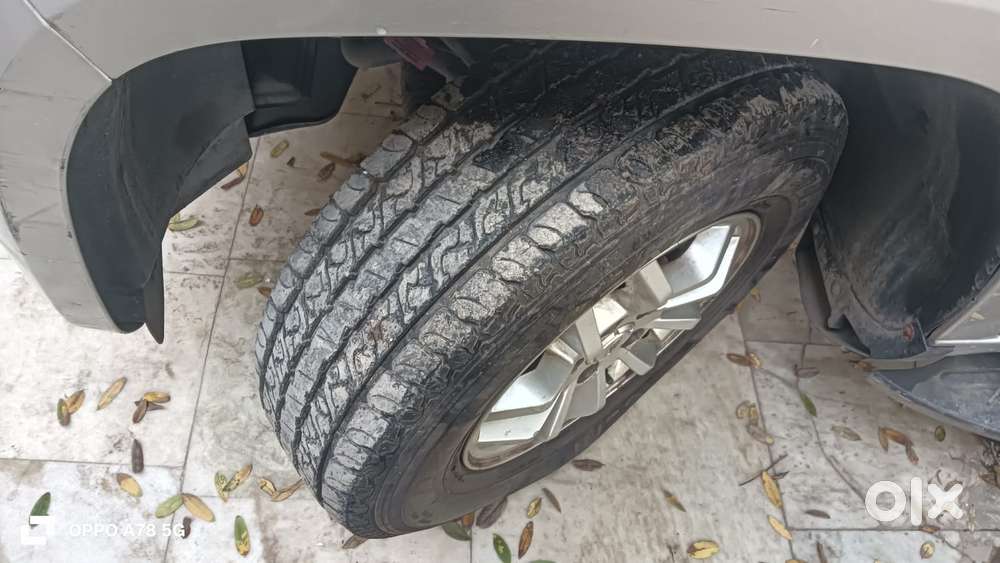 Mahindra Tuv 300 T8, 2016, Diesel