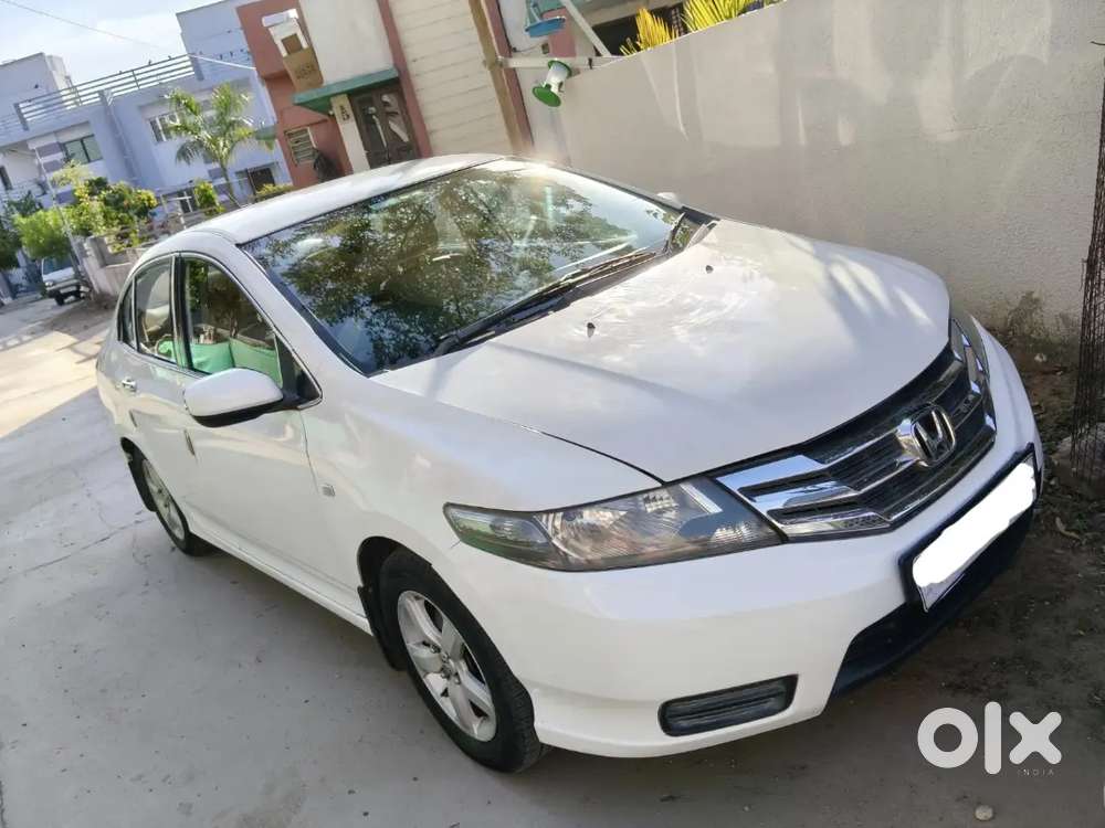 Honda City 2013 Cng & Hybrids 98000 Km Driven
