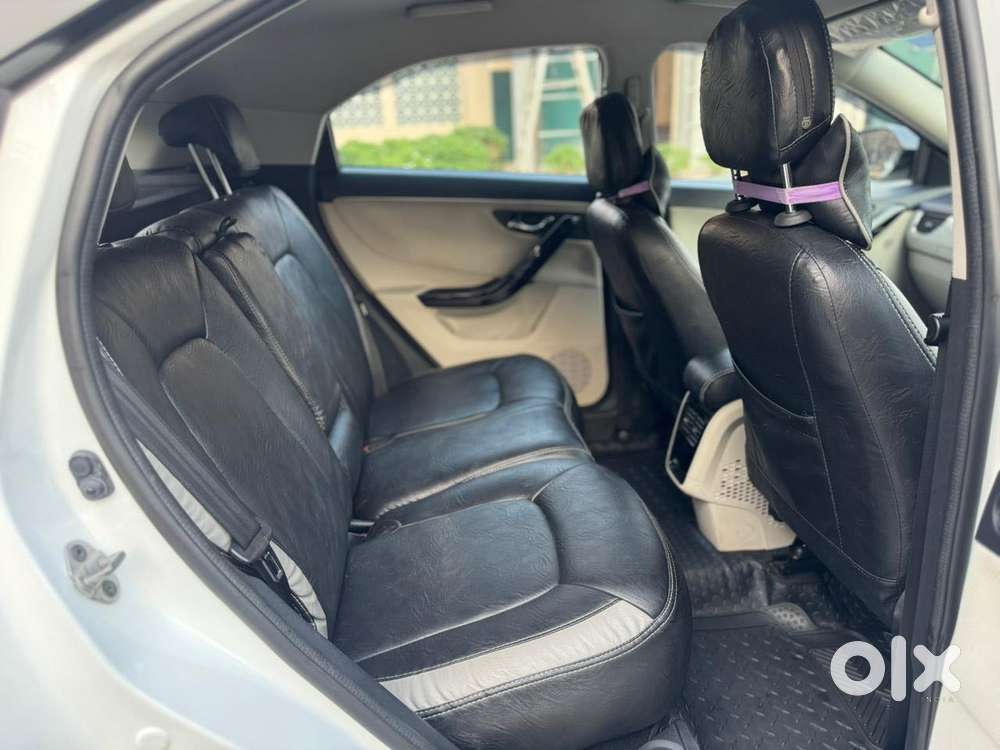 Tata Nexon 1.2 Revotron Xza Plus, 2023, Petrol