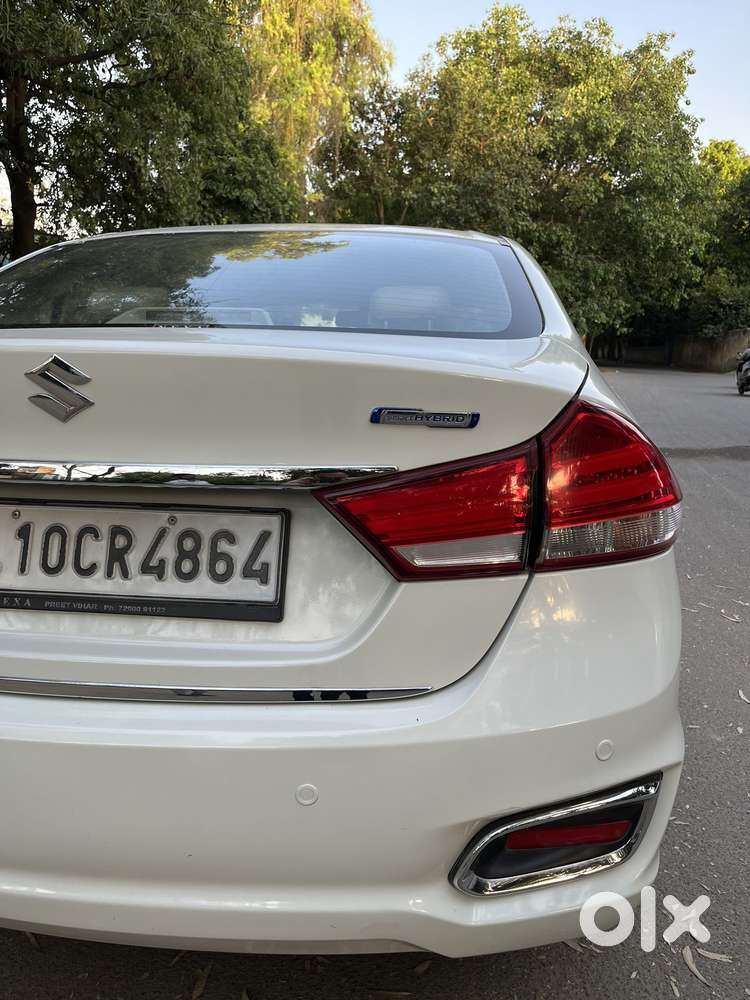 Maruti Suzuki Ciaz Smart Hybrid Alpha , 2022, Petrol