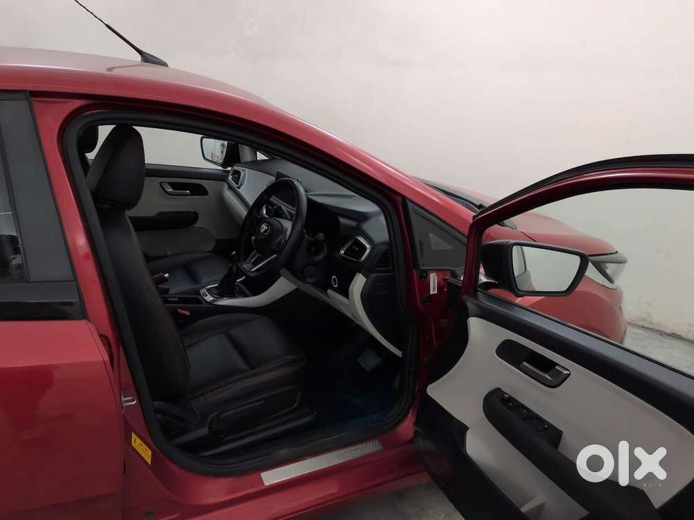 Tata Altroz Xza Petrol, 2024, Petrol