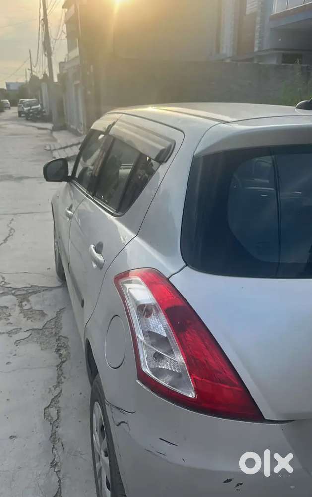 Maruti Suzuki Swift 2016