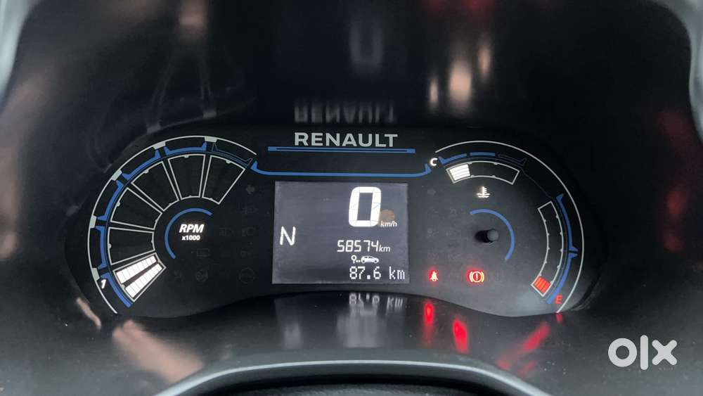 Renault Triber Rxz Easy-r Amt, 2020, Petrol