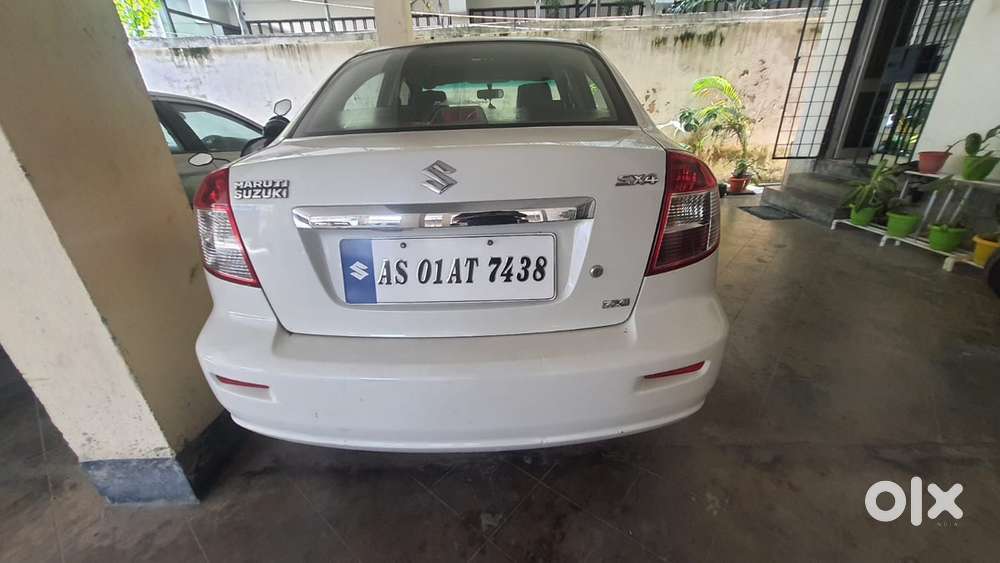 Maruti Suzuki Sx4 Petrol 2011