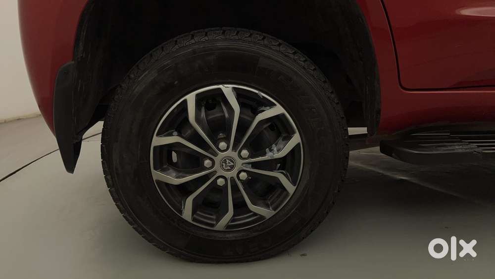 Mahindra Tuv 300 T6 Plus, 2017, Diesel