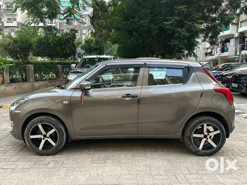 Maruti Suzuki Swift 2021 December