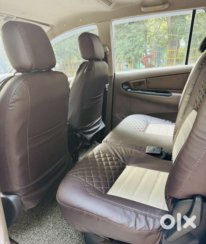 Toyota Innova 2.5 G (diesel) 8 Seater, 2016, Diesel