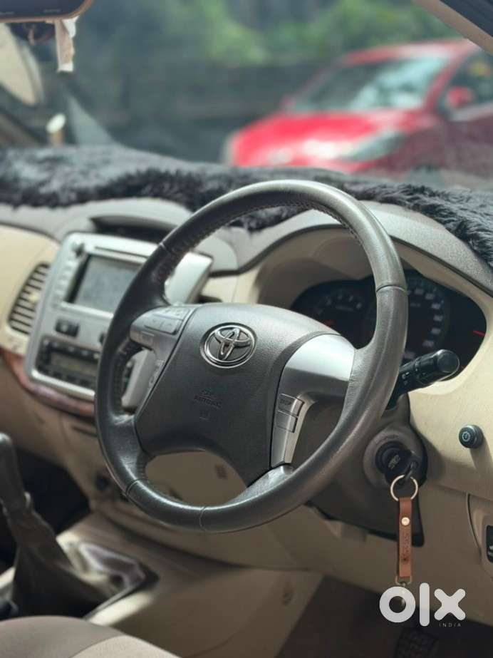 Toyota Innova 2.5 V 7 Str, 2013, Diesel