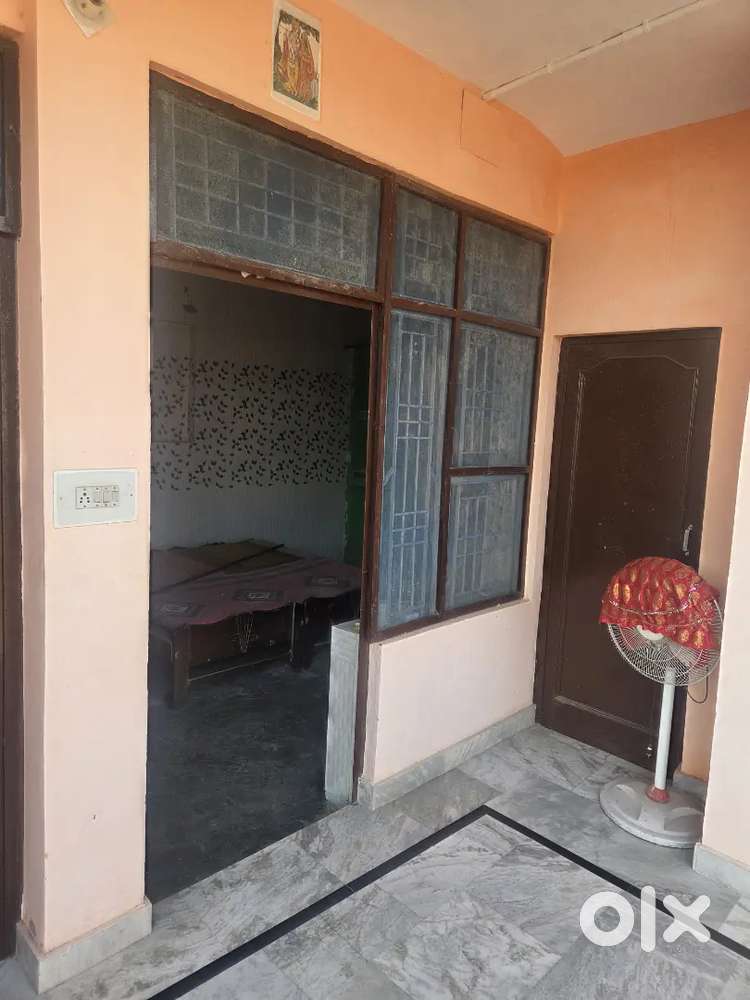 1 Room for rent