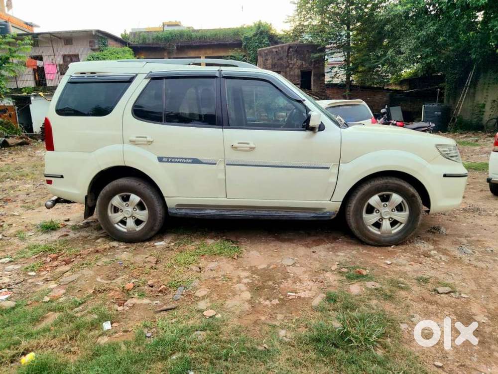 Tata Safari Storme Vx, 2018, Diesel