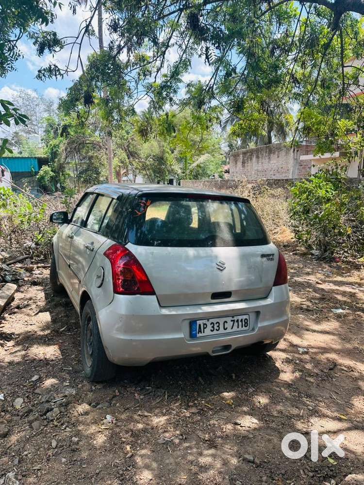 Maruti Suzuki Swift 2009 Diesel 180000 Km Driven Manual 2029