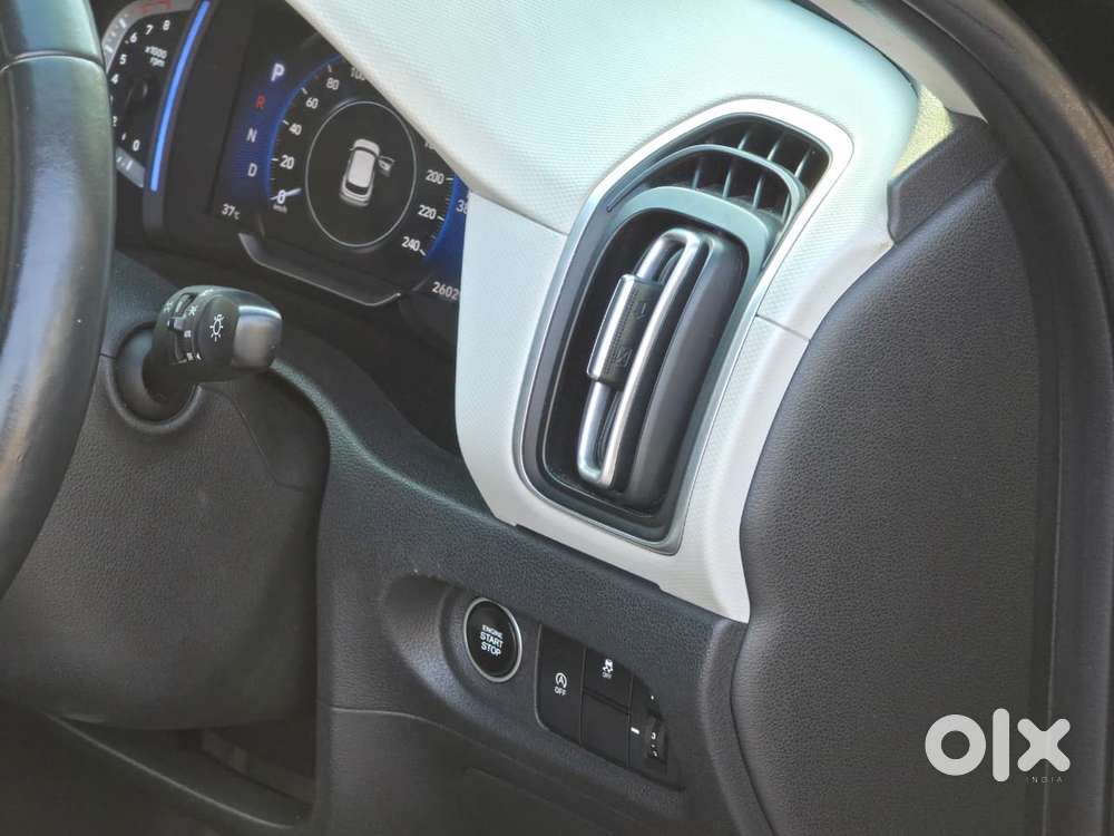 Hyundai Creta Sx (o) 1.5 Petrol Cvt, 2023, Petrol