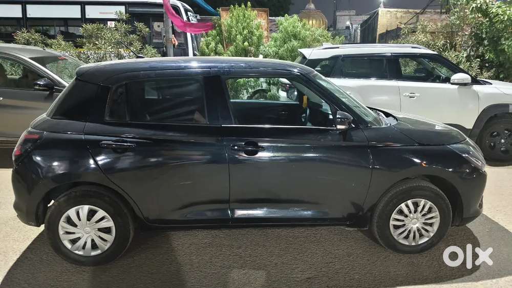Maruti Suzuki Swift Vxi Petrol 2026