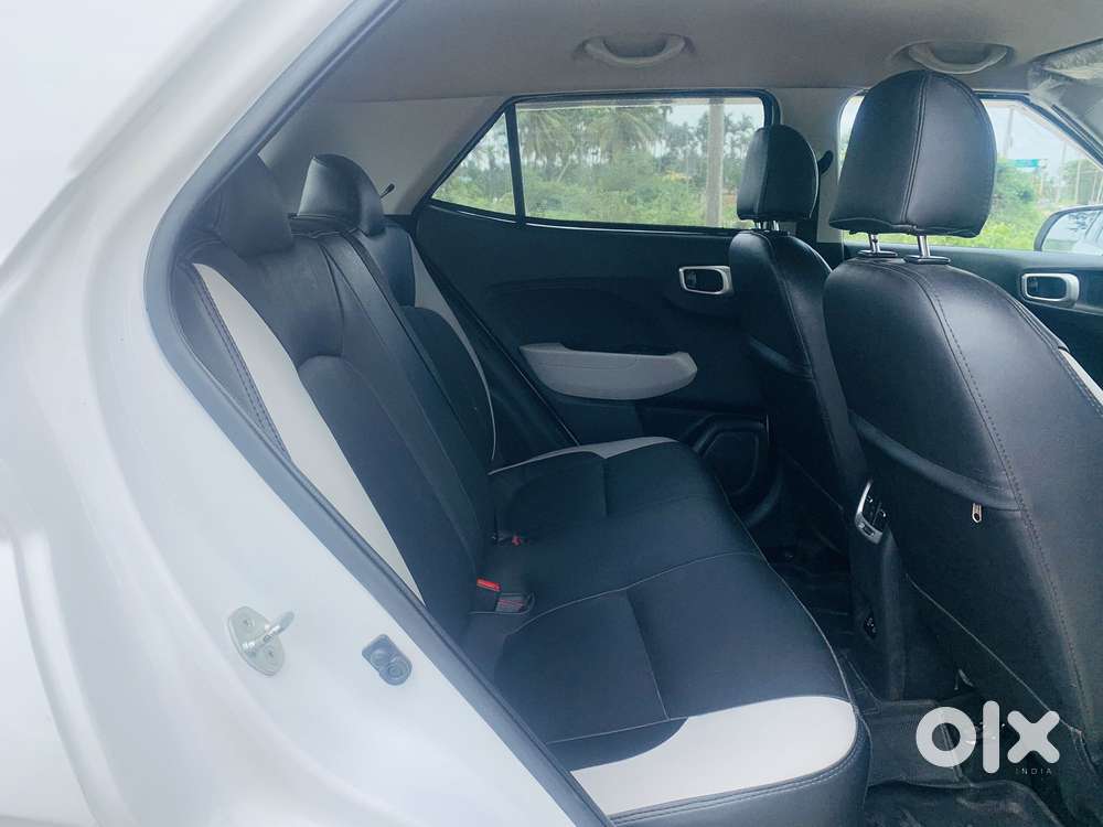 Hyundai Venue 1.5 S (o) Crdi, 2022, Diesel