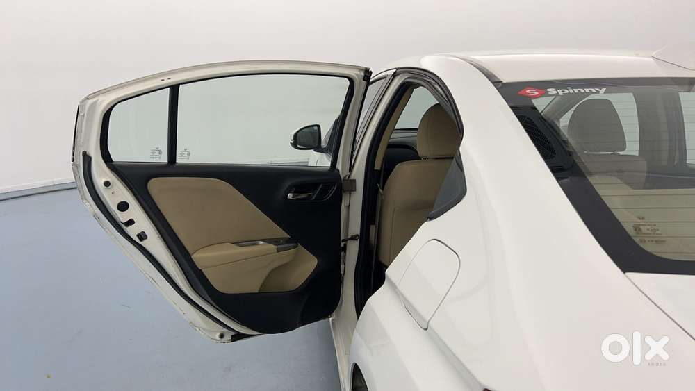 Honda City I-vtec S, 2015, Petrol
