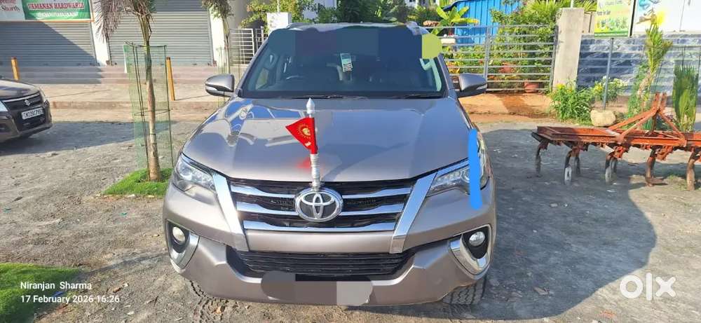 Toyota Fortuner 2017 Diesel 320000 Km Driven