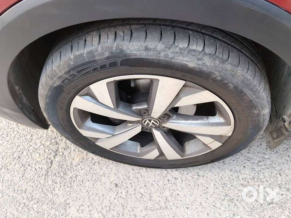 Volkswagen Taigun 1.0 Tsi Topline At, 2022, Petrol