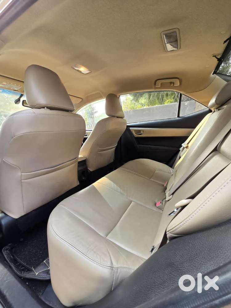 Toyota Corolla Altis 2013-2017 Vl At, 2016, Petrol