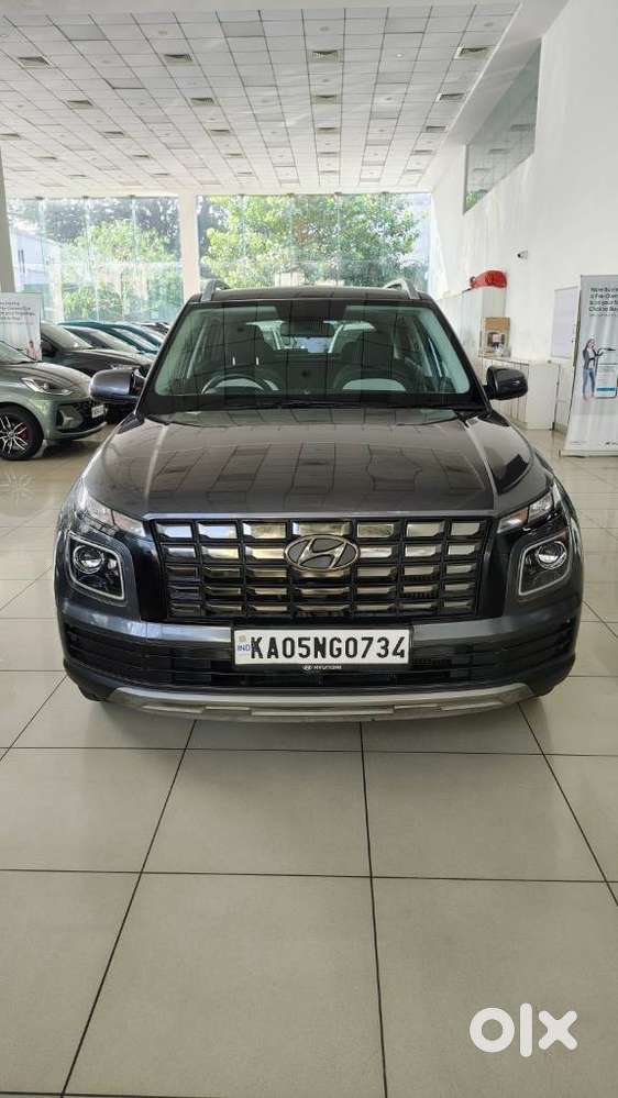 Hyundai Venue 1.0 S (o) Turbo Dct, 2022, Petrol