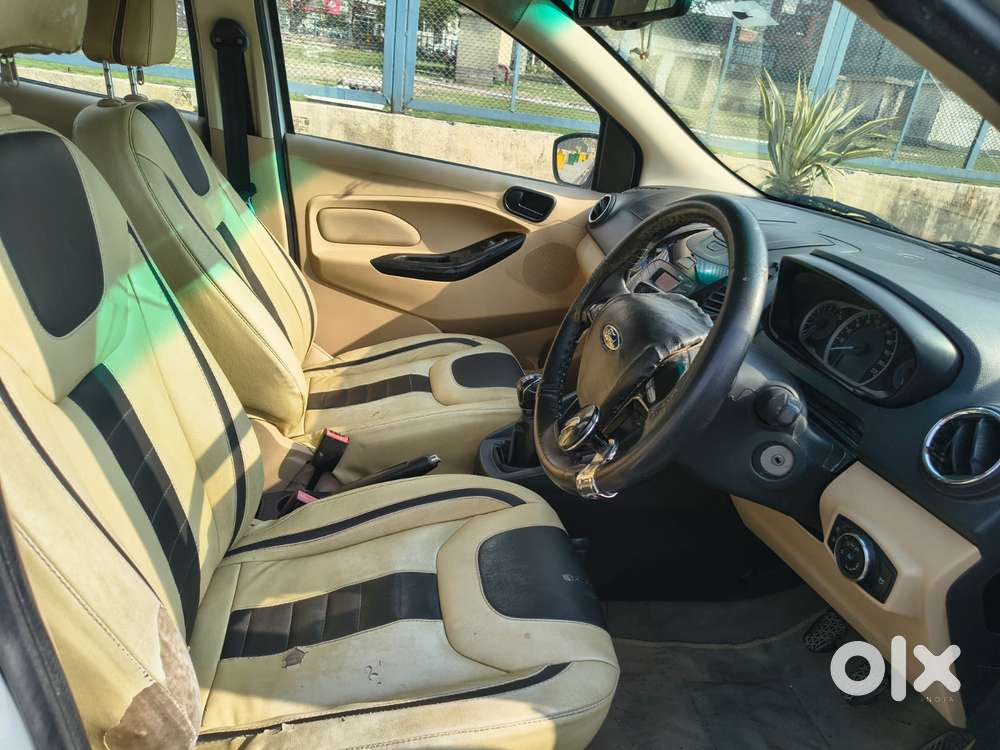 Ford Figo Aspire Titanium Blu, 2017, Petrol