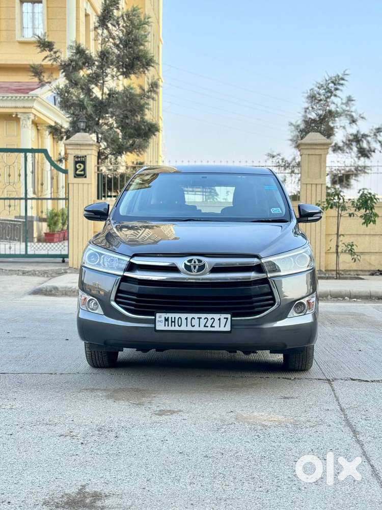 Toyota Innova Crysta 2.7 V, 2017, Petrol