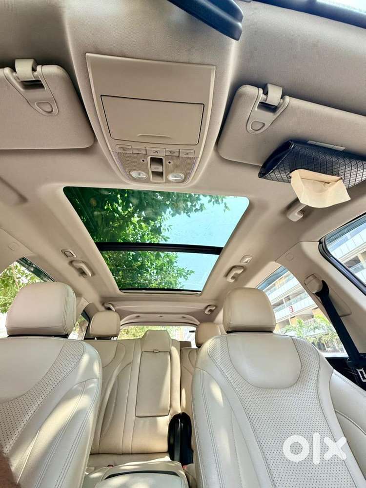 Mahindra Xuv700 Ax5 Mt Diesel (7 Seater)