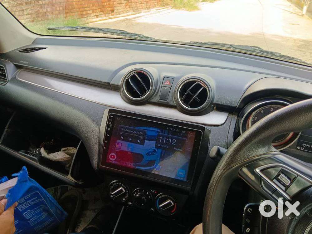Maruti Suzuki Swift Vxi Optional, 2023, Petrol