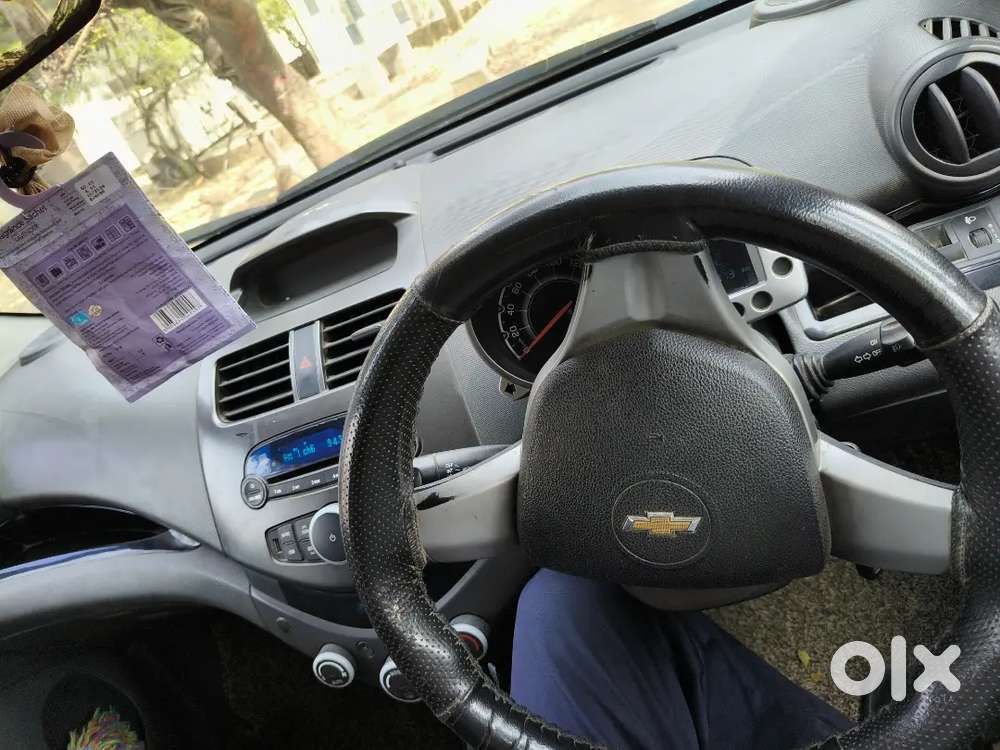 Chevrolet Beat Lt टॉप मॉडल डीजल 25 माइलेज  नए टायर और बैटरी फैमिल Car