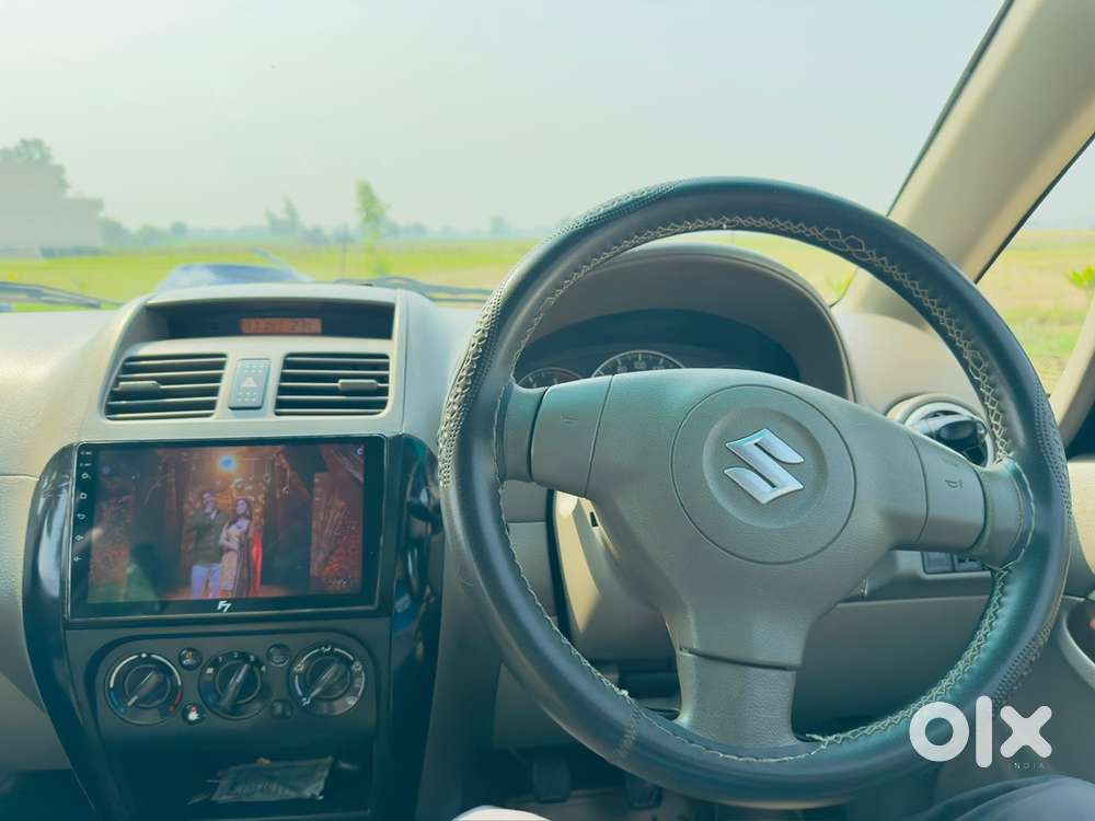 Maruti Suzuki Sx4 2011