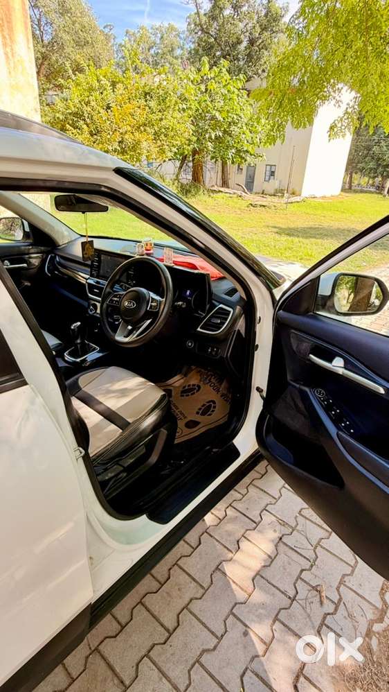 Kia Seltos Petrol 2020 With Service Record