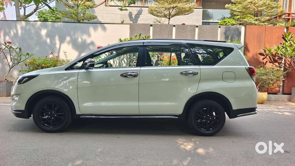 Toyota Innova Crysta Touring Sport 2.4 Mt, 2017, Diesel