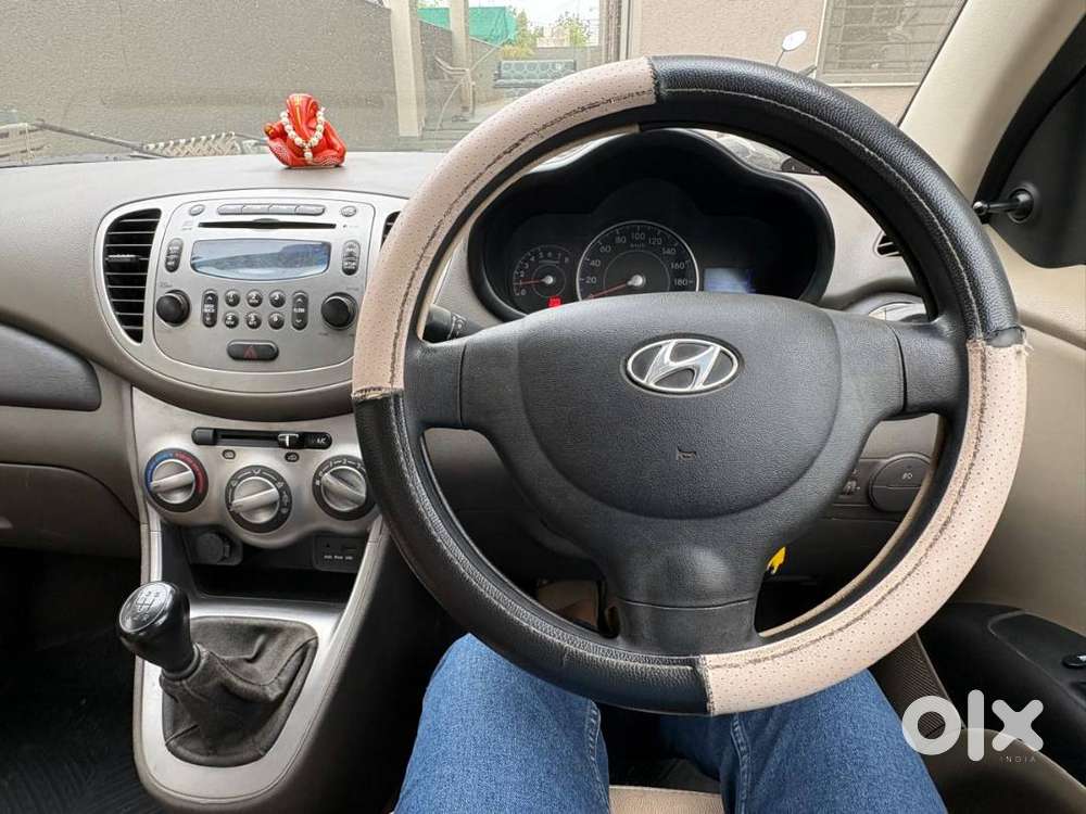 Hyundai I10 2014 Petrol (top Model) Well Maintained