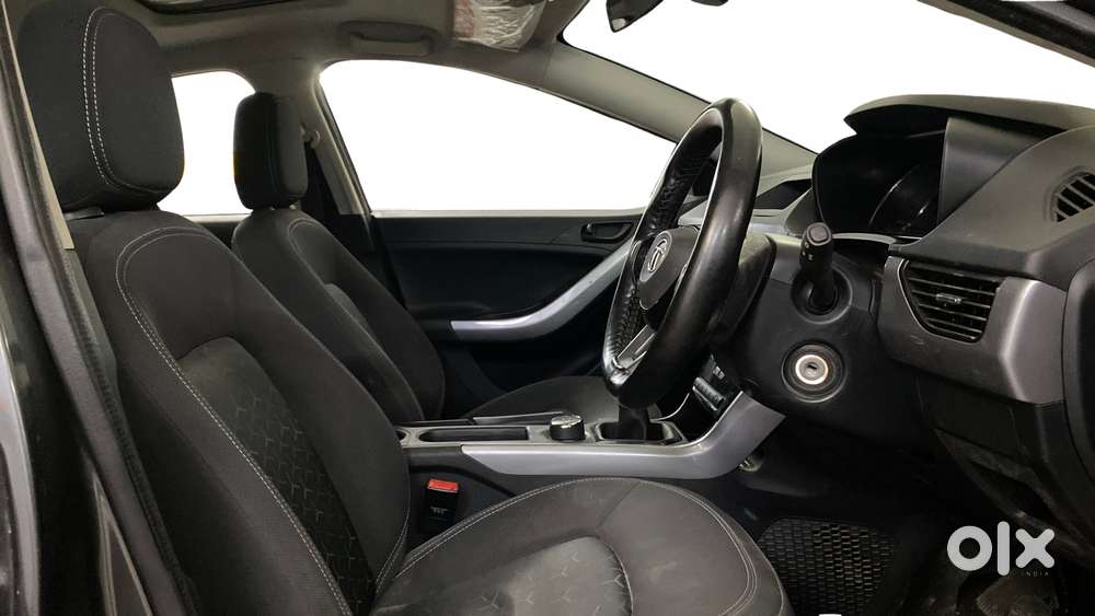 Tata Nexon 1.2 Revotron Xm (s), 2021, Petrol