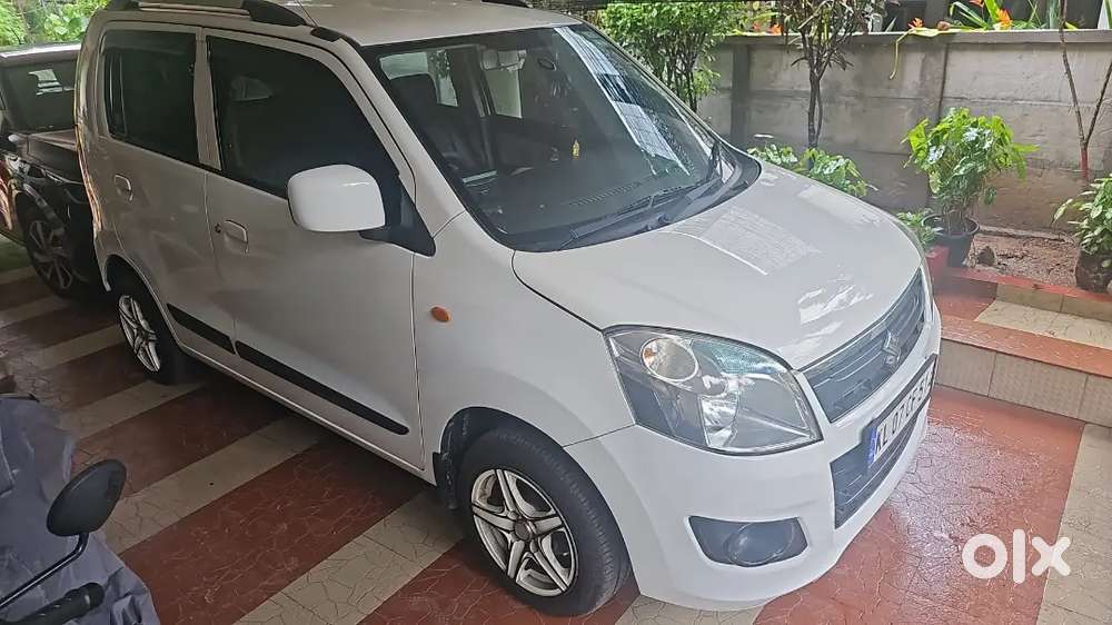 Wagon R 2015 Amt Vxi - Senior Lady Used