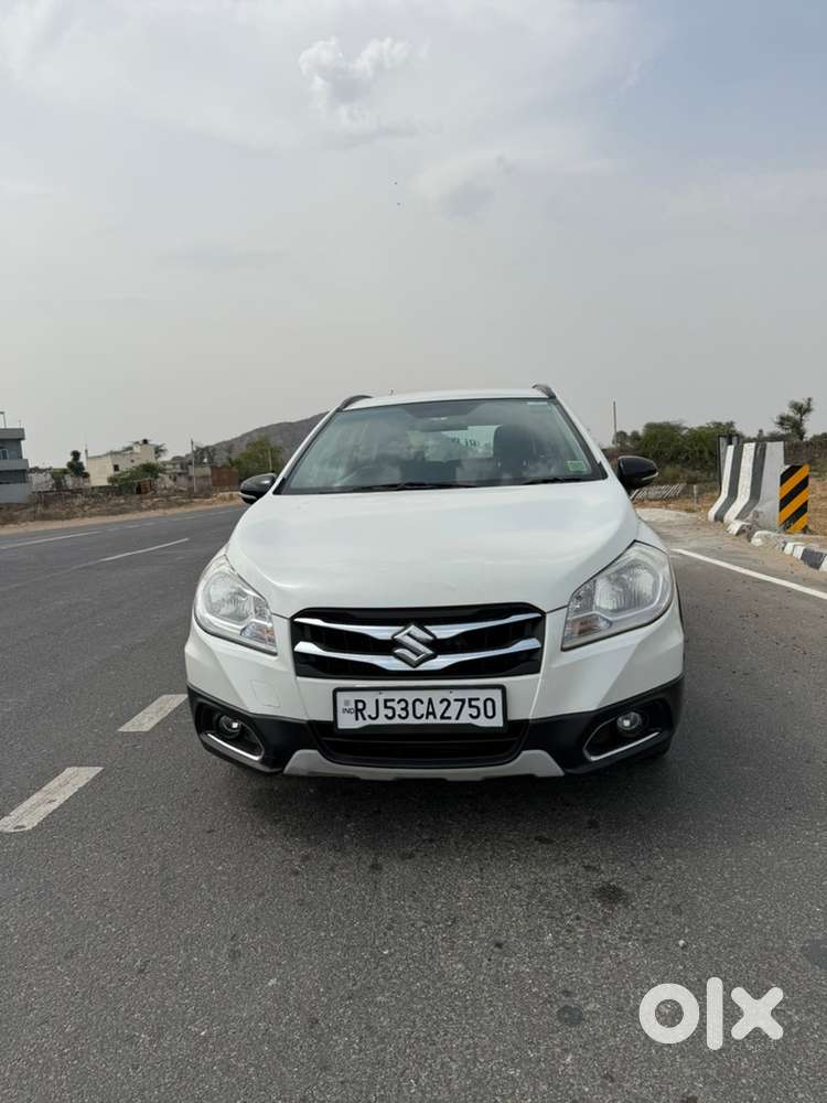 Maruti Suzuki S-cross 2016 Diesel Well Maintained